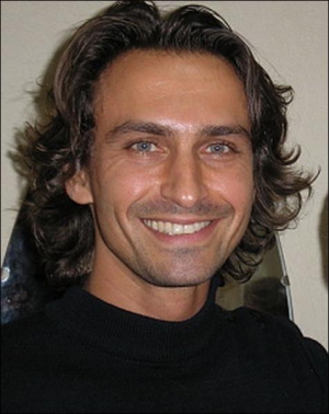 Французский писатель Николя Фарг издал шесть приключенческих и любовных романов, которые перевели на 18 языков