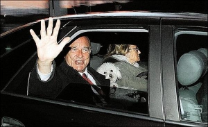 Екс-президент Франції Жак Ширак подорожував із мальтійською болонкою на кличку Сумо