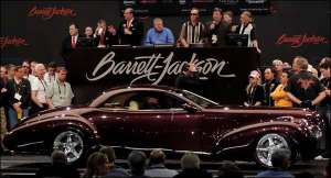 Концепт-кар ”Бьюик Кастом Блекхоук” приобрели на аукционе в Нью-Йорке за 522,5 тысяч долларов. За день аукционный дом ”Барретт-Джексон” продал 214 авто из коллекции компании ”Дженерал Моторз”. Получил 63 миллиона долларов