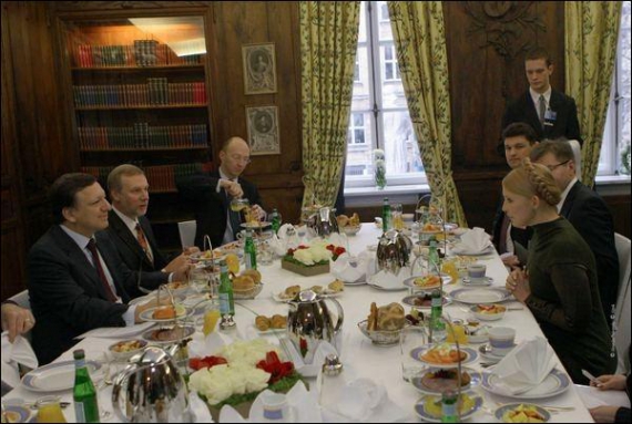 Юлія Тимошенко провела робочу зустріч з президентом Європейської комісії Жозе Мануелем Баррозу