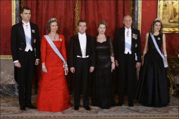 Принц Фелипе, королева София, Дмитрий и Светлана Медведевы, король Хуан Карлос,