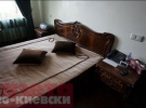 Спальня тещи с недорогой советской мебелью румынского производства