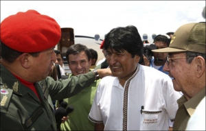 Чавес и Моралес на саммите ALBA в Венесуэле. 17 апреля 2009