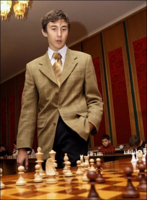 Сергій Карякін став наймолодшим гросмейстером в історії шахів — він здобув це звання у 12 років та 7 місяців