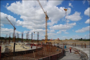 На Львовском стадионе планируют завершить фундаментные работы до конца мая