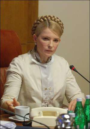 Прем’єр-міністра України Юлію Тимошенко вважають спадкоємицею чинного президента усього 3,5 відсотка  українців