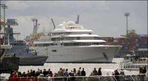За свою третью яхту российский миллиардер Роман Абрамович заплатил 340 миллионов евро