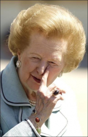 После микроинсультов в 2002-м у бывшего премьера Великобритании баронессы Маргарет Тетчер начались проблемы с памятью