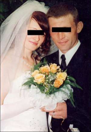Алексей Пеньков и Маргарита Томащук встречались два года. Женились в  2008 году в Черкассах. Через месяц после этого развелись