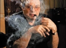 Курить трубку Александр Ширвиндт начал более 40 лет назад