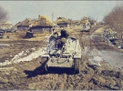 Восточный фронт, 1942 года, немецкие войска в русской деревне 