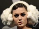 На Лондонському тижні моди замість  шиншилової шуби вартістю півмільйона доларів пропонують носити  навушники з хутра цієї тварини. Вони коштують 10 тисяч доларів