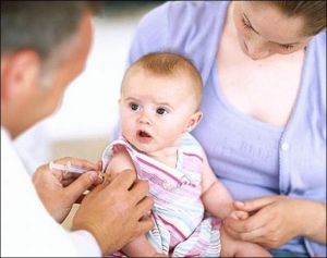 Детям до трех лет прививку от гриппа не делают