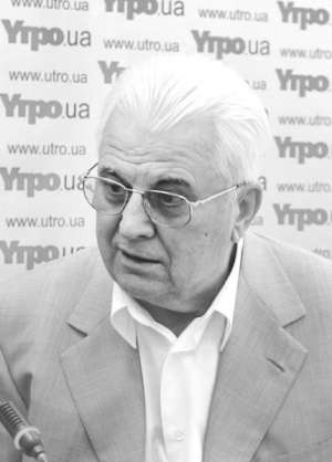 Перший президент України Леонід Кравчук був обраний 1 грудня 1991 року на перших прямих президентських виборах