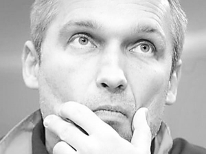 Олег Протасов був звільнений з ”Дніпра” торік у серпні після поразки в Кубка УЄФА від швейцарської ”Беліццони”