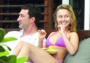 Боксер Владимир Кличко отдыхает на пляже Майами с американской актрисой Хайден Панаттьери. Они познакомились полгода назад в одном из ночных клубов Лос-Анджелеса