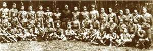 Командиры и курсанты подстаршинской школы группы УПА ”Турив”, Волынь, 1943 год