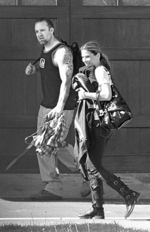 Актриса Сандра Баллок с мужем, байкером Джесси Джеймсом. Они прожили в браке 5 лет, общих детей не имеют