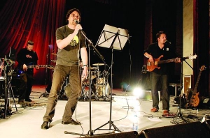2009 року Юрій Андрухович під час проекту ”Самогон” з гуртом ”Карбідо” виступає у Тернополі