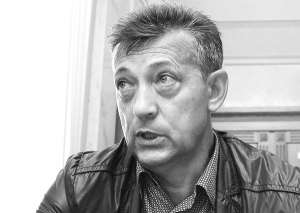 Народный депутат от блока ”Наша Украина — Народная самооборона” Александр Бондарь: ”Есть черта, за которой бизнес или останавливается, или выходит на улицы. И эта черта в этом году будет перейдена”