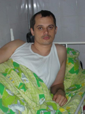 Віктор Рощук у палаті опікового центру Вінницької лікарні. Йому ще мають зробити кілька операцій із пересадки шкіри