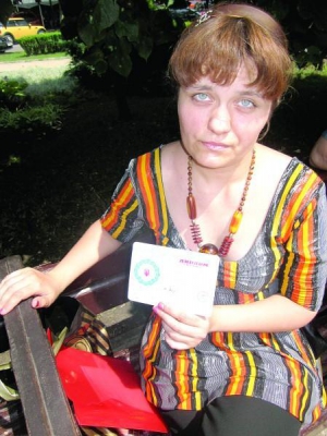 Донетчанка Александра Щепилова получила диплом с отличием. Называет его ”волчьим билетом”, потому что с ним не устроится на работу