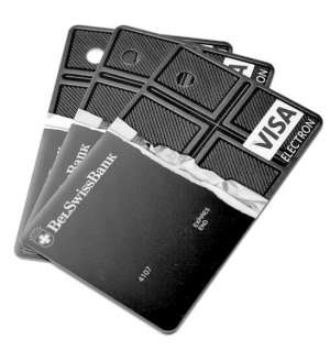 Платежная карточка ”Виза электрон” с ароматом шоколада, выпущенная в прошлом году по заказу ”Белсвиссбанка”. Ее признали лучшей в Беларуси