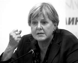 Марианне Биртлер: ”В Германии высших должностных лиц проверяют на причастность к сотрудничеству со Штази”