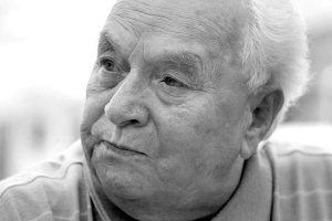 Письменник-мариніст Леонід Тендюк 1992 року отримав премію імені Лесі Українки за збірку ”Смерть в океані”. Сім років він ходив у далеке плавання