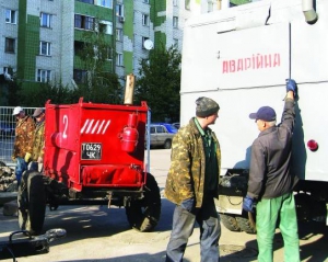 15 жовтня в Черкасах на вулиці Гагаріна прорвало трубу теплотраси