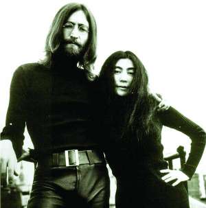 Джон Леннон із дружиною Йоко Оно