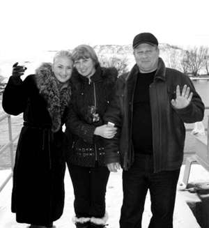 Володимир Гунявський зі знайомою Тетяною Яценко (в центрі) та її донькою Іриною 