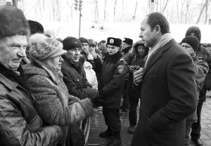 Віце-прем’єр Сергій Тігіпко спілкується із чорнобильцями