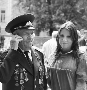 Завдяки акції від ”Київстар” ветерани мали змогу безкоштовно поспілкуватися з друзями та близькими