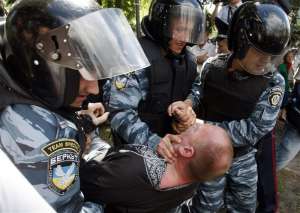 Міліція затримує під Верховною Радою учасника акції День гніву у суботу, 14 травня 2011 року