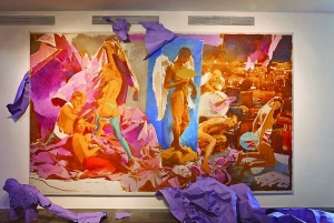 Нові живописні полотна київського художника Арсена Савадова показують у столичному Пінчук Арт Центрі. Виставка триває до 26 червня