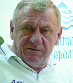 Юрій Дячук-Ставицький: ”Повернення Василя Кобіна допомогло б. Він може зіграти і в обороні, і у півзахисті”