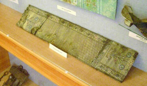 Слуцький пояс із нещодавно відкритої експозиції в Уманському краєзнавчому музеї на Черкащині
