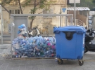 Контейнери для сміття на одній з вулиць Тель-Авіва