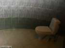 Вот так выглядит туалет для Президента на территории Каменец-Подольского цементного завода. Директор предприятия заверил, что никто перед президентом его не посещал