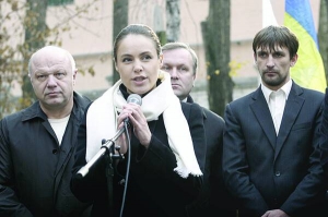 Народний депутат Наталія Королевська виступає на мітингу біля Лук’янівського слідчого ізолятору. Київ, 22 листопада