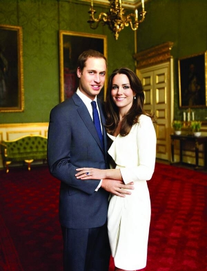 Кетрін Міддлтон з чоловіком Вільямом у вітальні Кенсінгтонського палацу у Лондоні. Королева Великої Британії Єлизавета II присвоїла подружжю титул герцога і герцогині Кембриджських