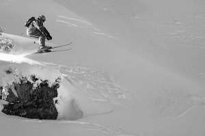 Українські лижники-фрірайдери шукають у Карпатах необлаштовані схили. Видираються на гори й ночують у наметах