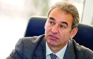 Геннадій Лисенчук 1993-го став президентом Асоціації міні-футболу України. Наступного року очолив національну збірну з цього виду спорту