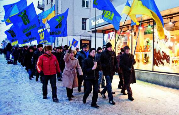 29 січня Всеукраїнське об’єднання ”Свобода” організувало в Запоріжжі марш пам’яті героїв Крут. У ході взяли участь декілька десятків людей