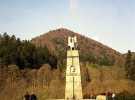 Монумент на місці загибелі генерала