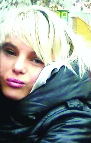 Оксана Макар померла на 21-й день після того, як її зґвалтували й підпалили троє чоловіків. Півтори години лікарі намагалися запустити серце