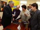 Під час відкриття Олександр Дубовик презентував свою книгу "Слова"