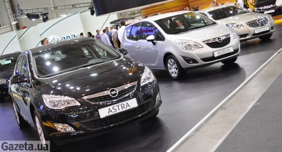 Opel Astra, Opel Meriva, Opel Insignia на автосалоні SIA-2012
