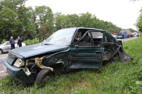 В аварии погибли 5 и травмировались 9 человек